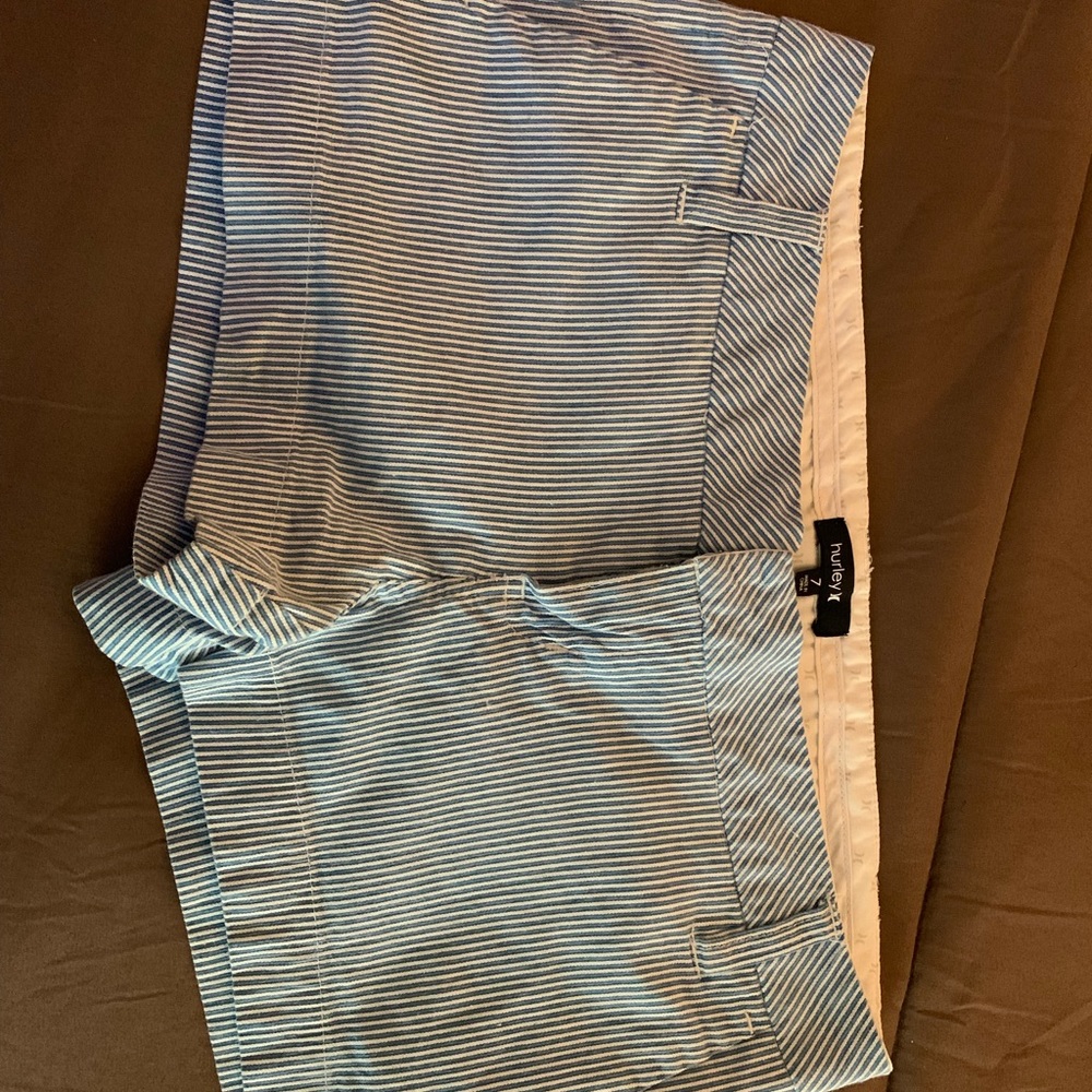 Hurley shorts!